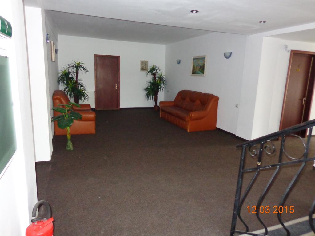 Hotel Cygnus Тулча Екстериор снимка