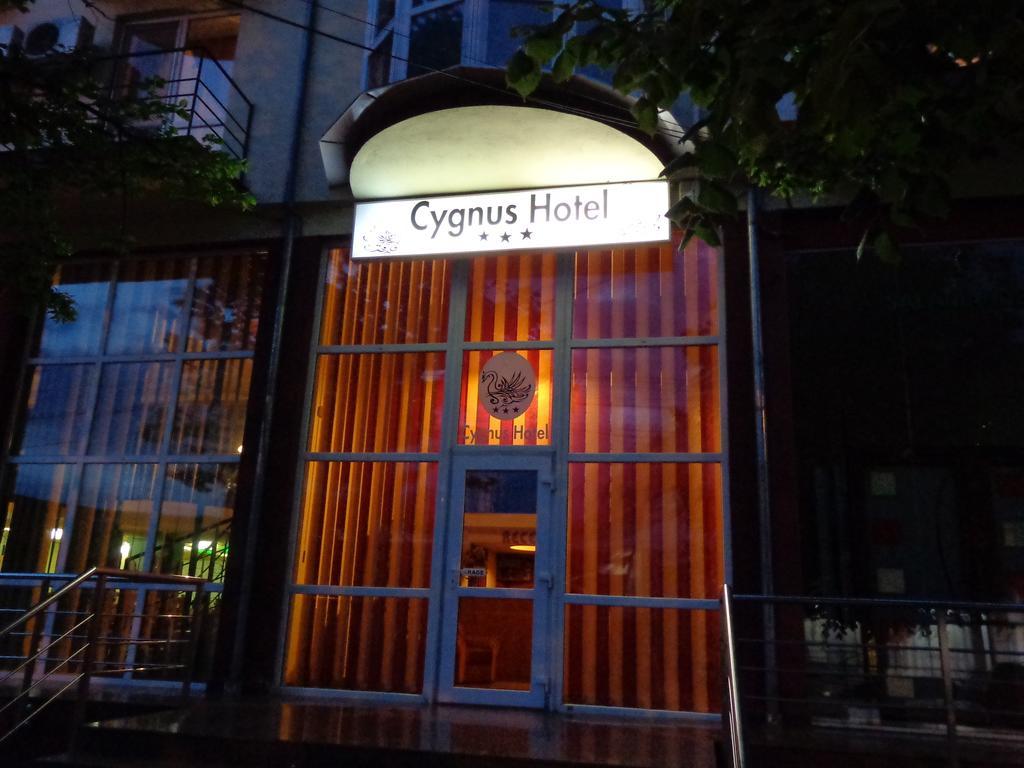 Hotel Cygnus Тулча Екстериор снимка