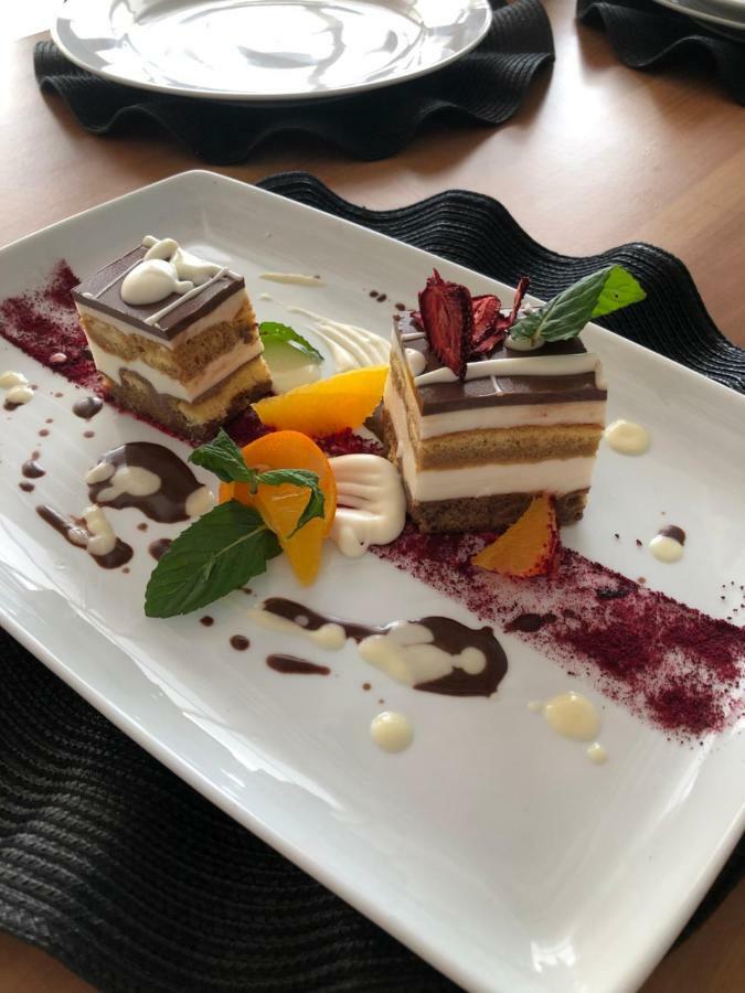 Hotel Cygnus Тулча Екстериор снимка